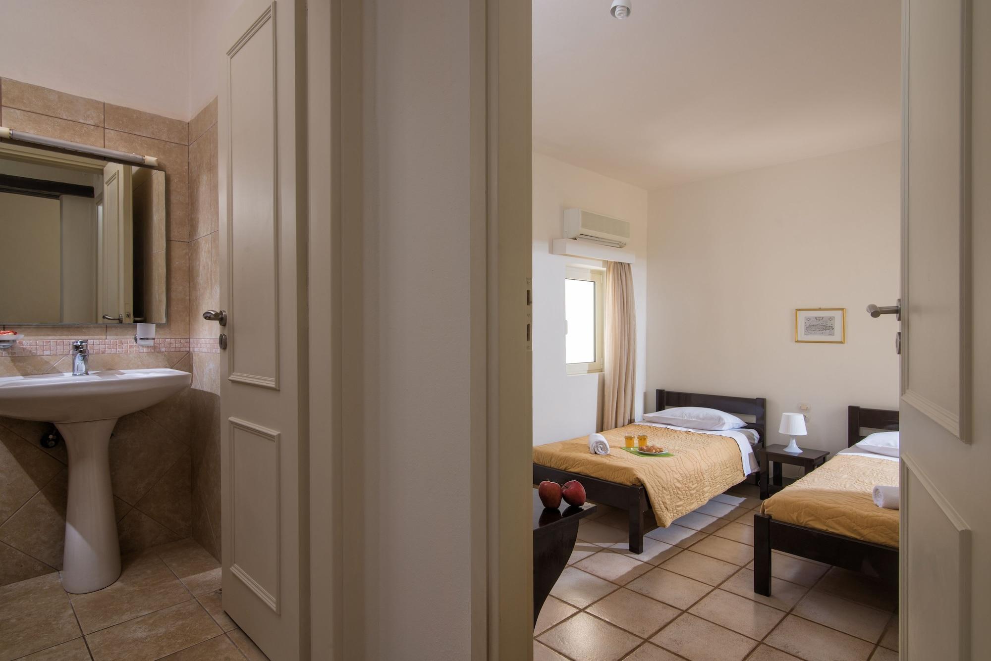 Ourania Apartments Hotel Херсонісос Екстер'єр фото