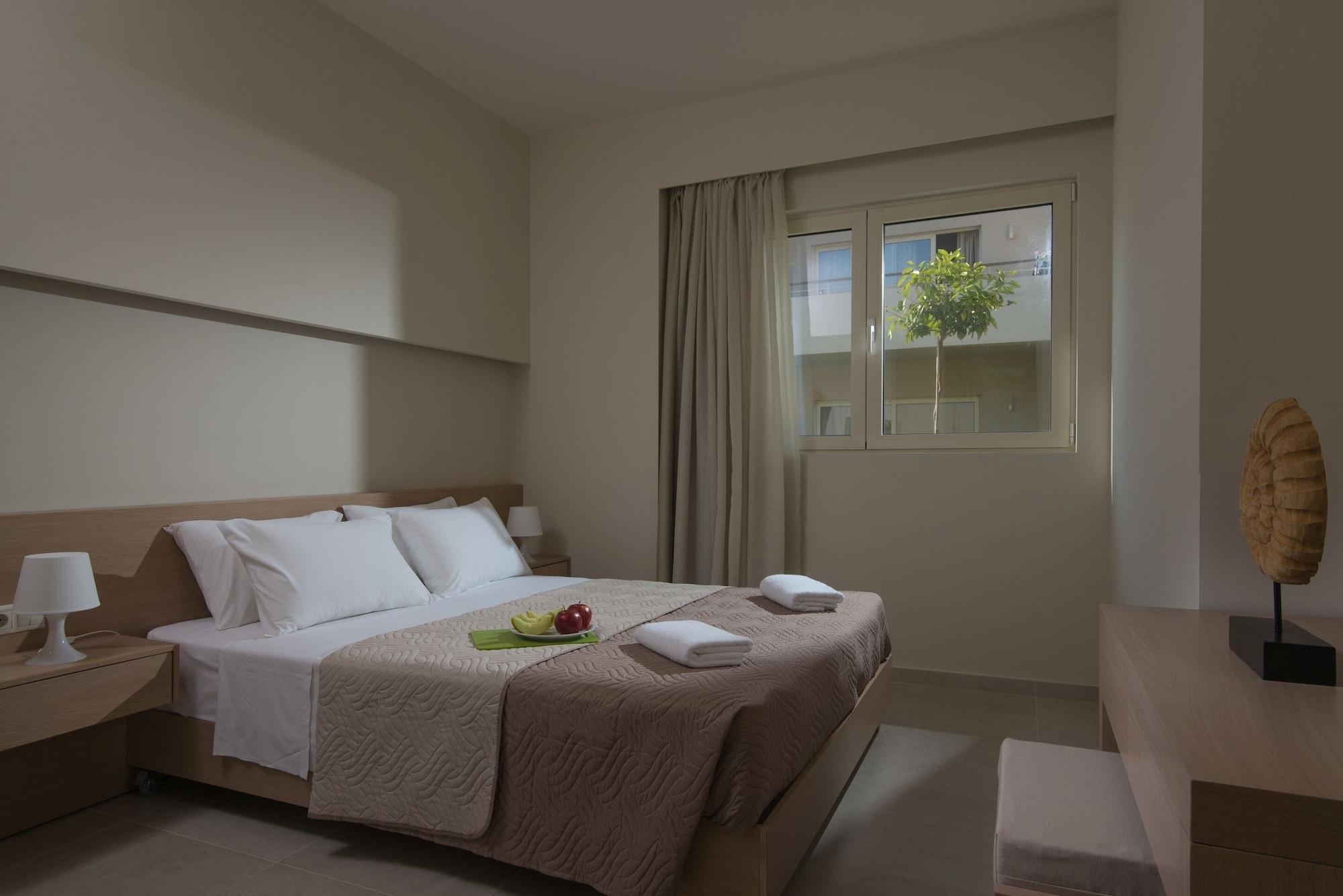 Ourania Apartments Hotel Херсонісос Екстер'єр фото